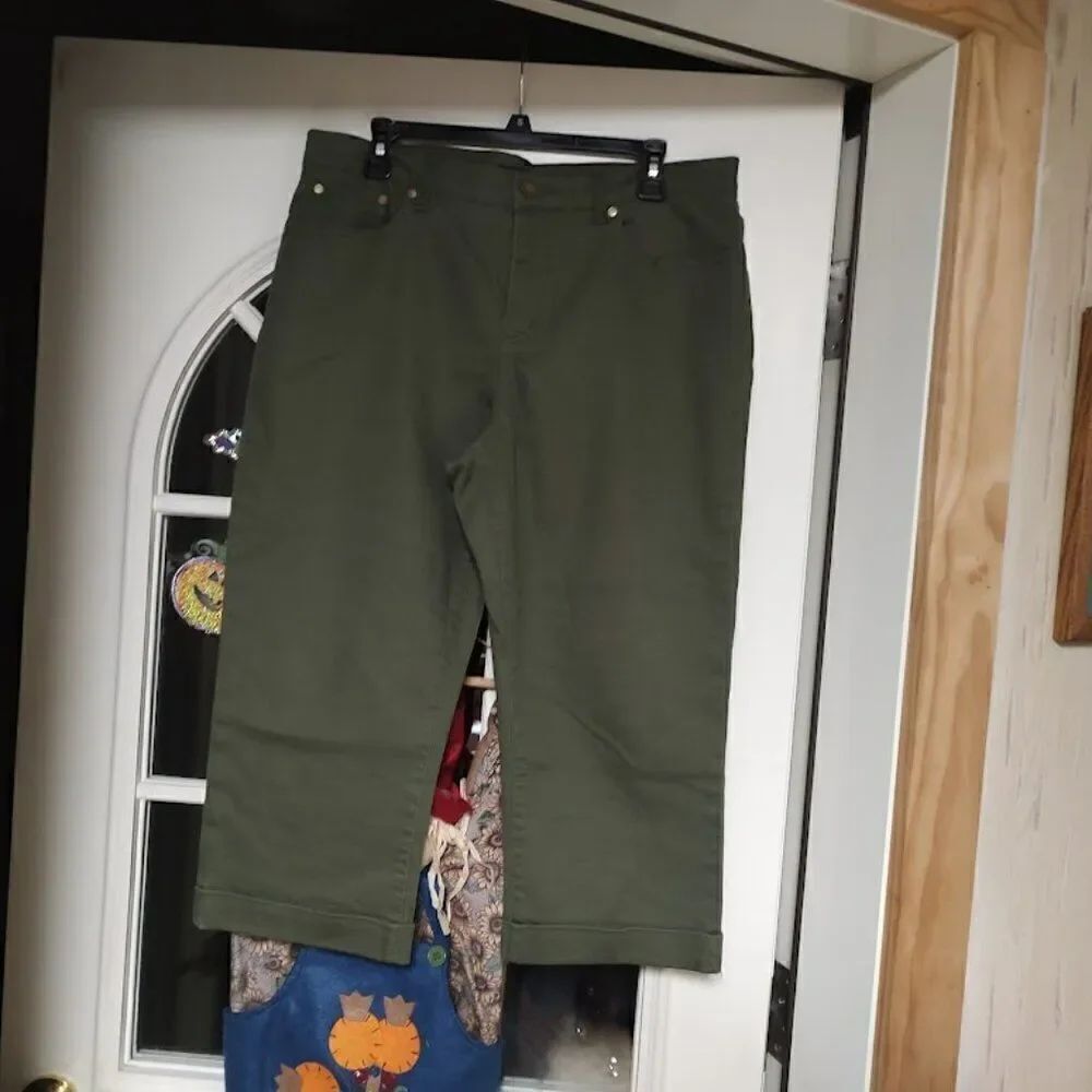 Chaps Olive Green Cropped Jeans Size Women's 12